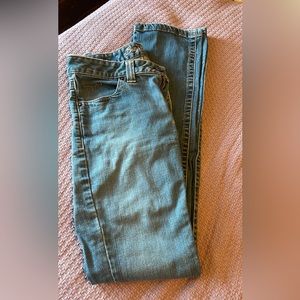 Betty 17 Kimes Ranch Jeans 4/34